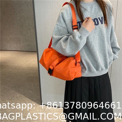 Sports Gym Bag Waterproof Toast Bag Large Capacity Casual Red Oxford Cloth Single Shoulder Messenger Duffel Bag Travel