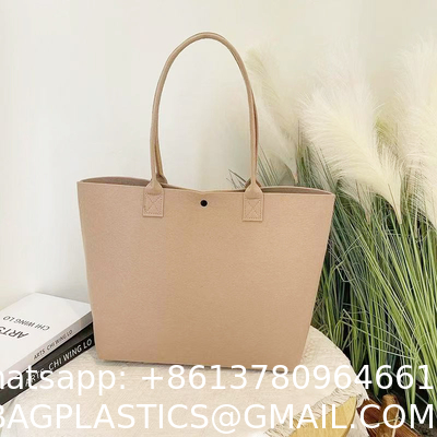 Wholesale Fashion Felt Handbags Custom Logo Colorful Felt Shopping Gift Bag Felt Tote Bag Custom Logo Eco-Friendly Casual Large Capacity Felt Tote Women Felt Bag Handbags Wool Felt Shopping Bag