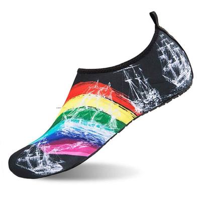 Summer Water Shoes Aqua Beach Shoes Sea Swimming Shoes Beach socks, snorkeling shoe covers, universal equipment for swimming and diving socks, snorkeling and swimming sock covers, non-slip (Lycra)