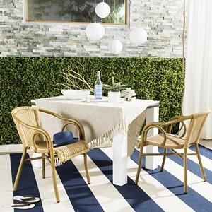 outdoor dining chairs